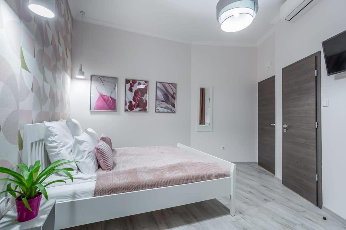Gorgeous & Super Central Studio Βουδαπέστη Εξωτερικό φωτογραφία